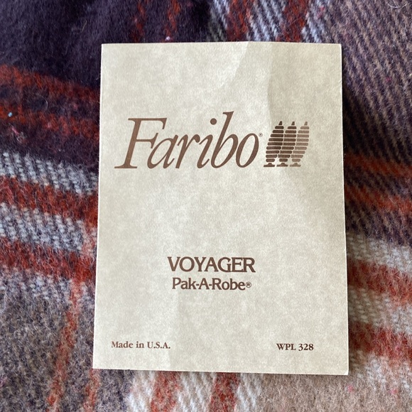 Vintage Faribo Pak-A-Robe Plaid Stadium Blanket w/ Fringe. Faribault, Minnesota - Picture 6 of 13